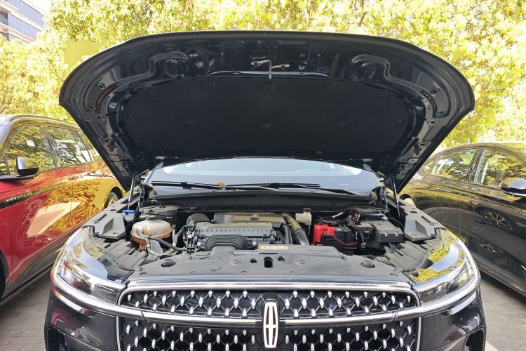 Used Lincoln Nautilus 2025 2.0T All-Wheel-Drive Zunrui Edition Engine Bay