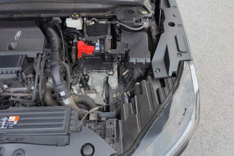 Used Lincoln Nautilus 2025 2.0T All-Wheel-Drive Zunrui Edition Engine Bay Left