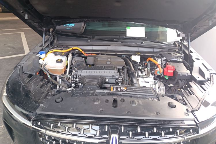 Used Lincoln Nautilus 2025 2.0T All-Wheel-Drive Luxury Hybrid Edition Engine Bay