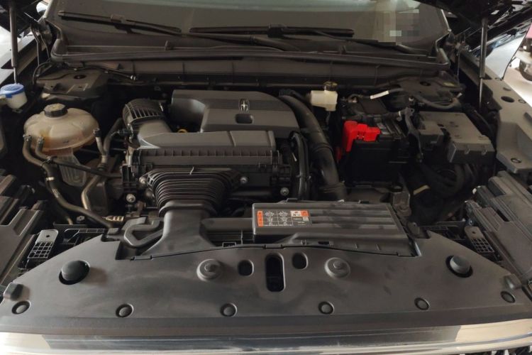 Used Lincoln Nautilus 2025 2.0T Four-Wheel Drive Luxury Edition Engine Bay