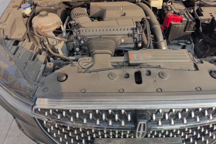 Used Lincoln Nautilus 2025 2.0T All-Wheel-Drive Zunrui Edition Engine Bay Right