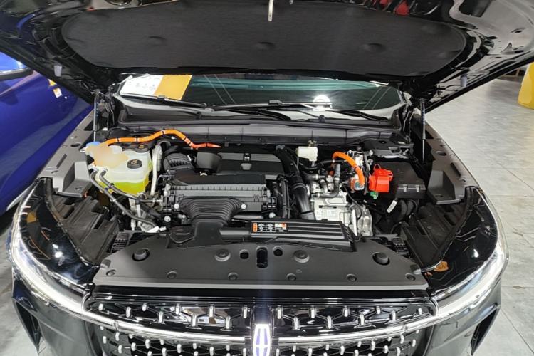 Used Lincoln Nautilus 2025 2.0T All-Wheel-Drive Zunrui Hybrid Version Engine Bay