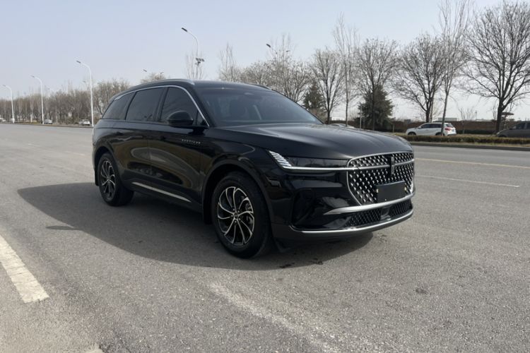 Used Lincoln Nautilus 2025 2.0T Four-Wheel Drive Luxury Edition Exterior 4