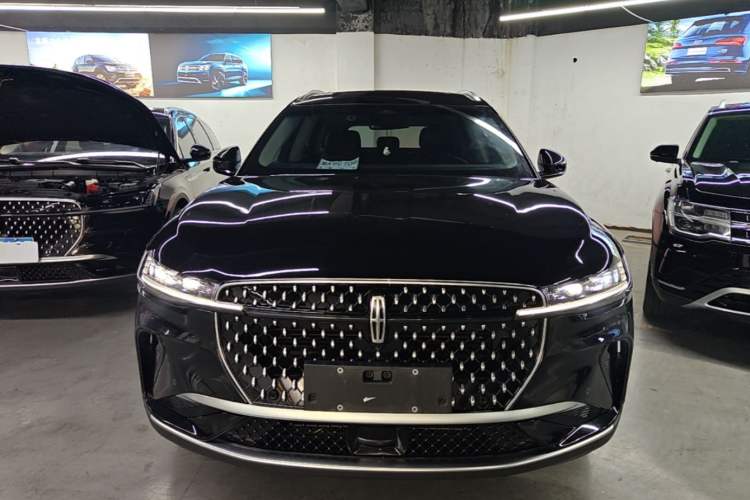Used Lincoln Nautilus 2025 2.0T Four-Wheel Drive Luxury Edition Front
