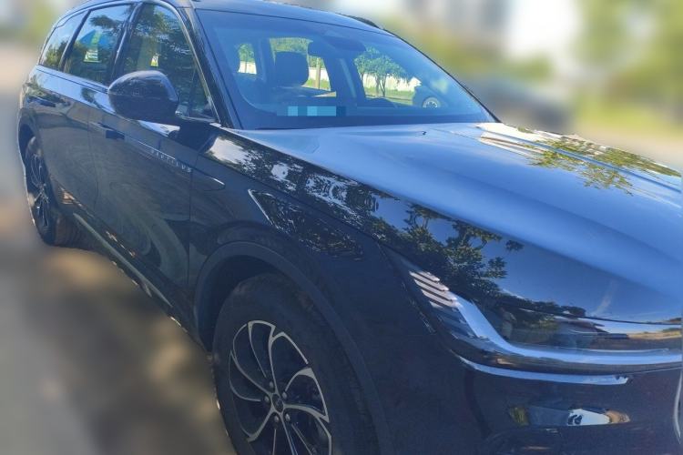 Used Lincoln Nautilus 2025 Model Facelifted 2.0T Four-Wheel Drive Zunxiang Edition Front Right 45 Deg