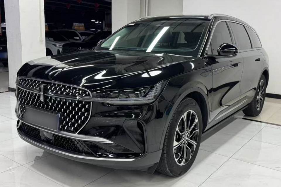 Lincoln Nautilus 2025