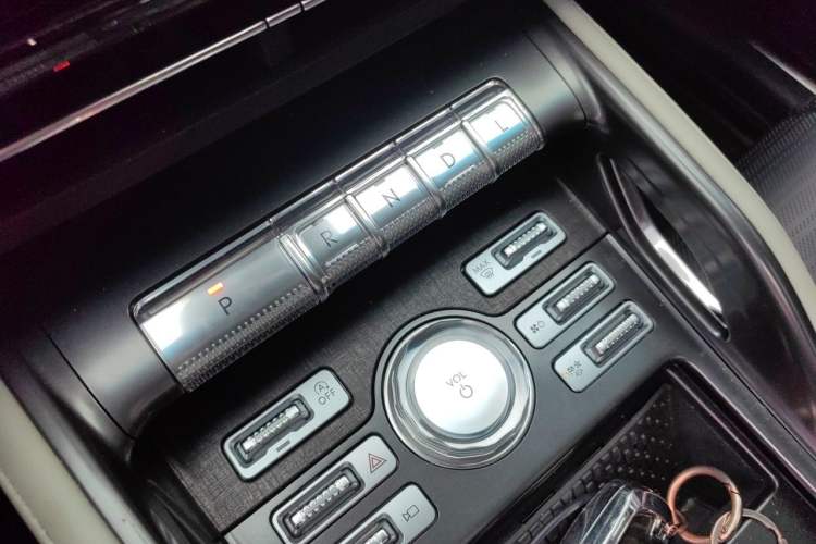 Used Lincoln Nautilus 2025 2.0T All-Wheel-Drive Zunrui Edition Gear Lever