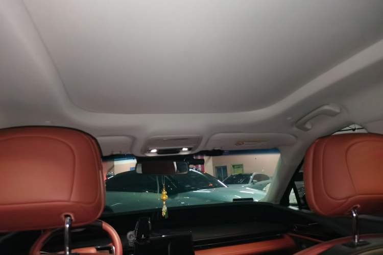 Used Lincoln Nautilus 2025 2.0T All-Wheel-Drive Zunrui Edition Headliner