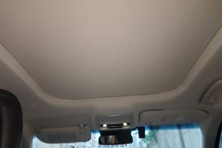 Used Lincoln Nautilus 2025 2.0T All-Wheel-Drive Luxury Hybrid Edition Headliner