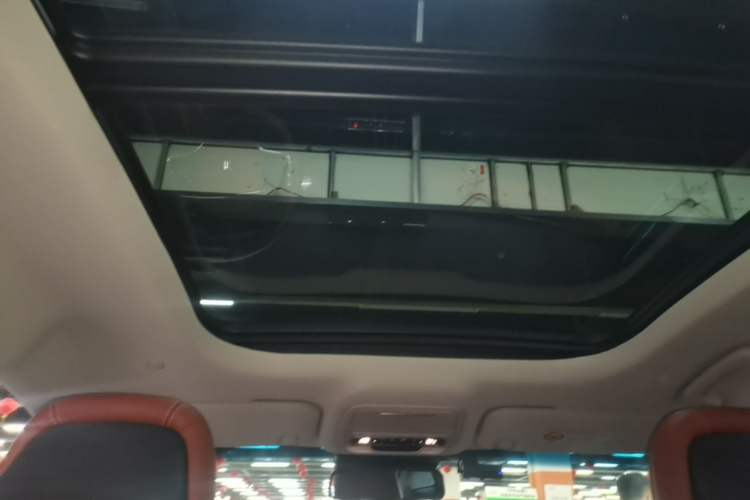 Used Lincoln Nautilus 2025 2.0T All-Wheel-Drive Luxury Hybrid Edition Headliner