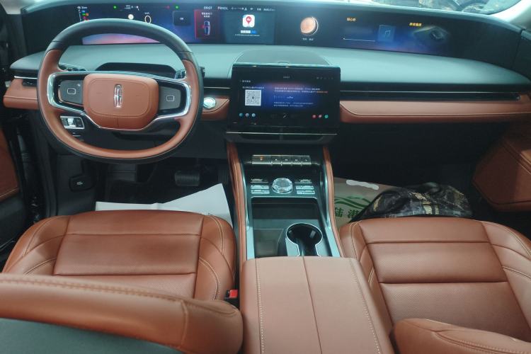 Used Lincoln Nautilus 2025 2.0T Four-Wheel Drive Luxury Edition Interior 2