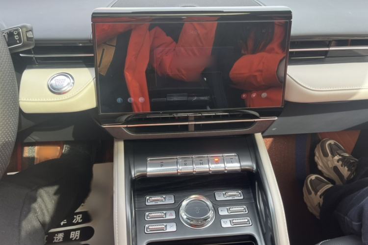 Used Lincoln Nautilus 2025 2.0T Four-Wheel Drive Luxury Edition Interior 3