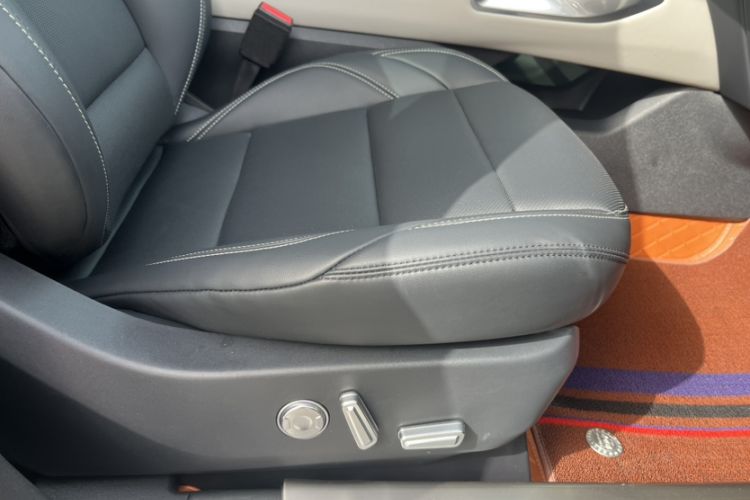 Used Lincoln Nautilus 2025 2.0T Four-Wheel Drive Luxury Edition Interior 8