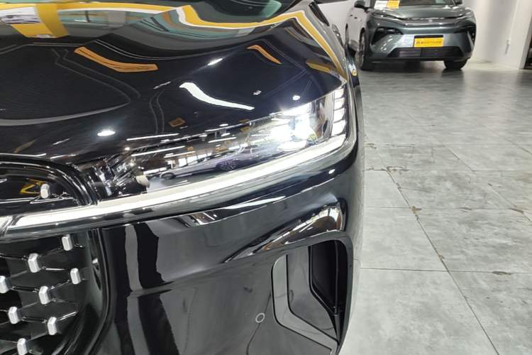 Used Lincoln Nautilus 2025 2.0T All-Wheel-Drive Zunrui Hybrid Version Left Front Headlight