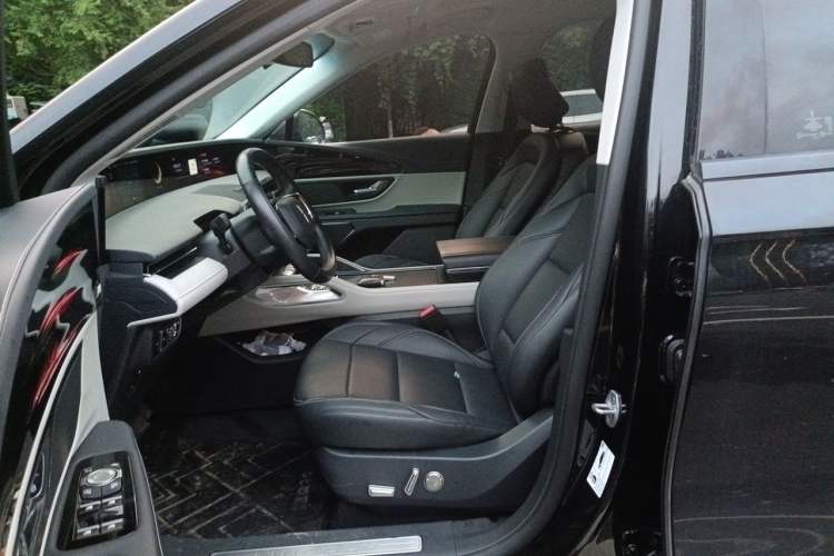 Used Lincoln Nautilus 2025 Model Facelifted 2.0T Four-Wheel Drive Zunyi Edition Left Front Seat