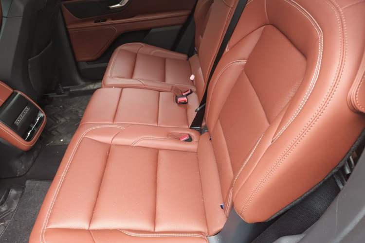 Used Lincoln Nautilus 2025 Model Facelifted 2.0T Four-Wheel Drive Zunyi Edition Left Rear Seat