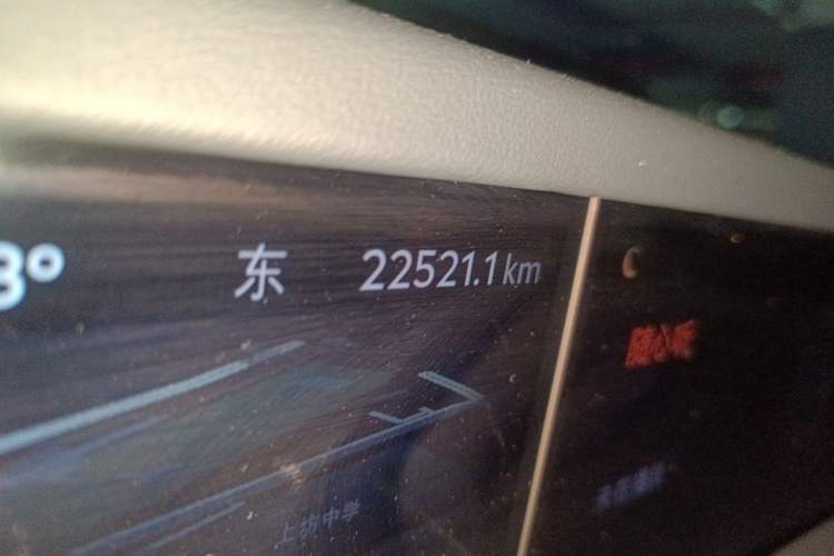 Used Lincoln Nautilus 2025 2.0T Four-Wheel Drive Luxury Edition Odometer Close Up