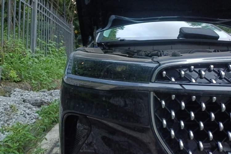 Used Lincoln Nautilus 2025 Model Facelifted 2.0T Four-Wheel Drive Zunyi Edition Right Front Headlight