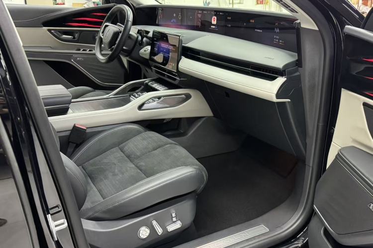 Used Lincoln Nautilus 2025 2.0T All-Wheel-Drive Zunrui Hybrid Version Right Front Seat