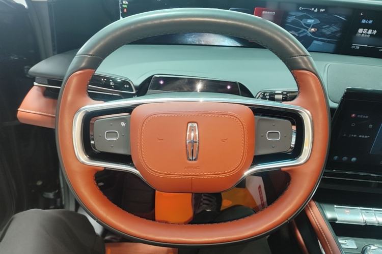 Used Lincoln Nautilus 2025 2.0T All-Wheel-Drive Zunrui Hybrid Version Steering Wheel