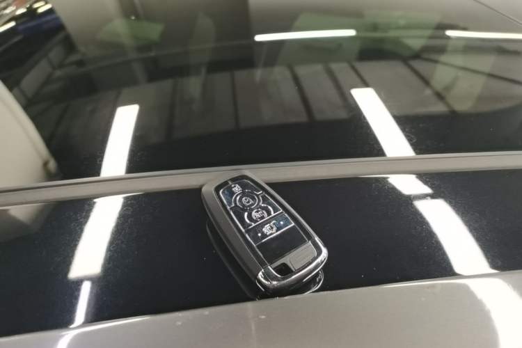 Used Lincoln Nautilus 2025 2.0T All-Wheel-Drive Zunrui Hybrid Version Vehicle Key