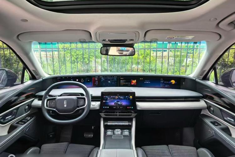 Used Lincoln Nautilus 2025 2.0T All-Wheel-Drive Zunrui Hybrid Version Interior 1