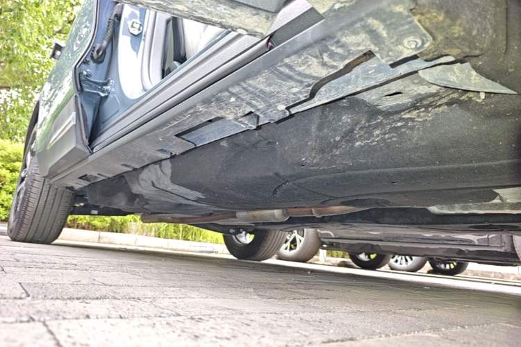 Used Lincoln Nautilus 2025 2.0T All-Wheel-Drive Zunrui Edition Right Side Sill