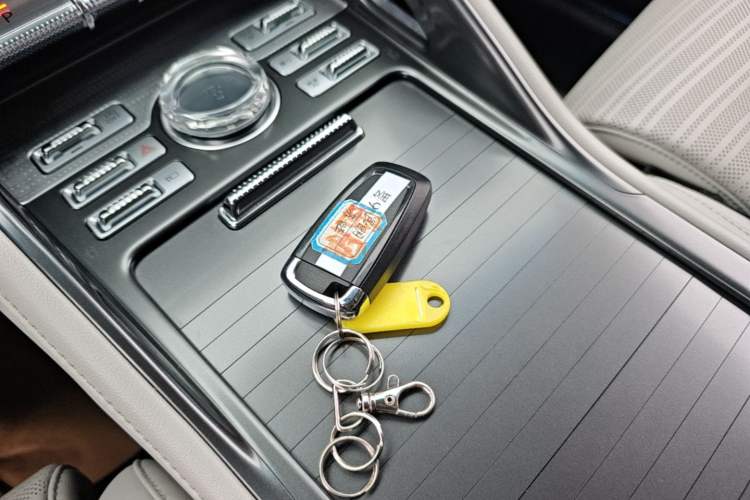 Used Lincoln Nautilus 2025 2.0T All-Wheel-Drive Zunrui Edition Vehicle Key