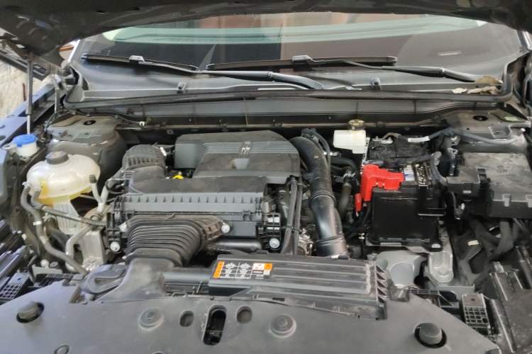 Used Lincoln Nautilus 2025 2.0T Four-Wheel Drive Luxury Edition Engine Bay