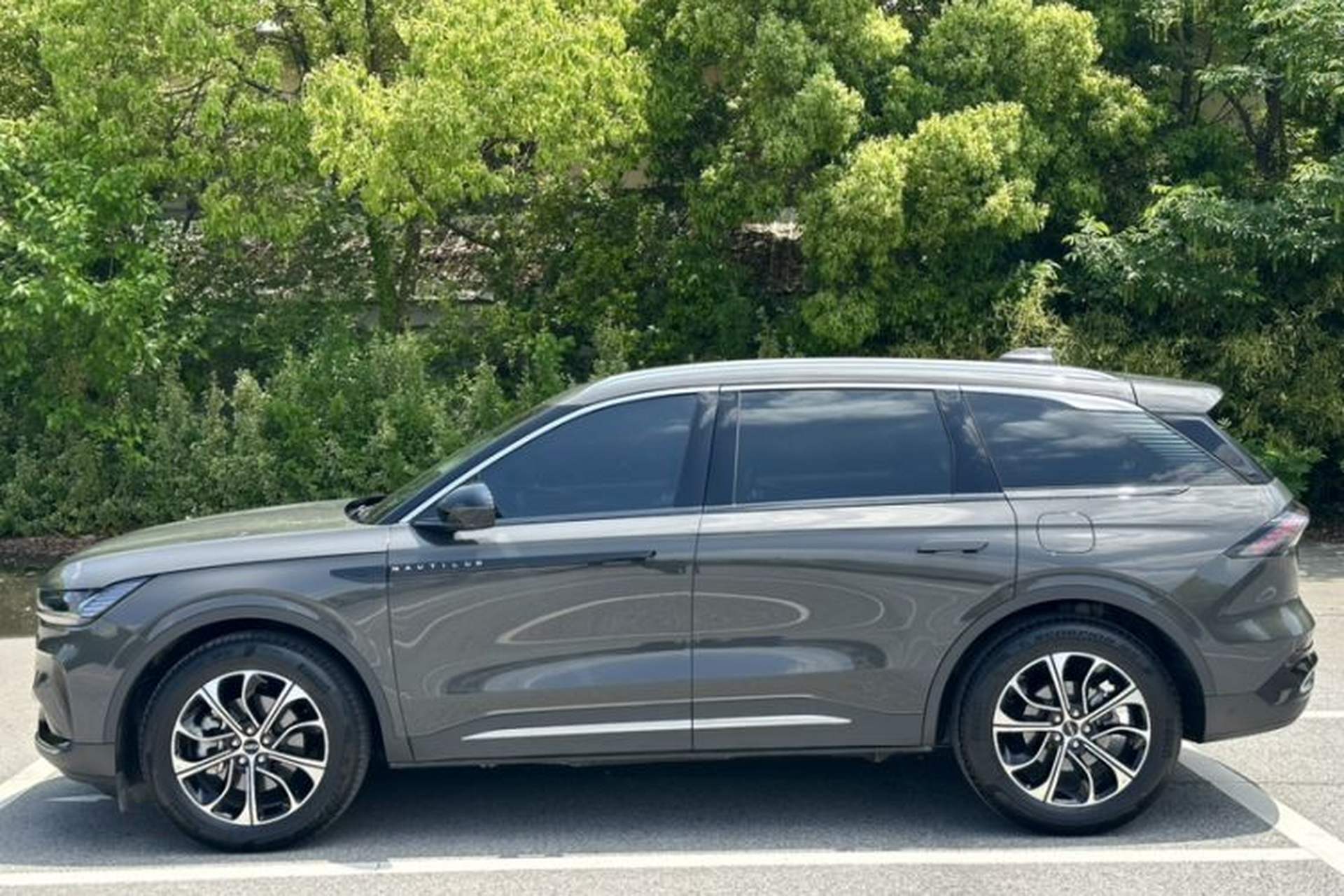 Used Lincoln Nautilus 2025 2.0T All-Wheel-Drive Zunrui Edition Exterior 7