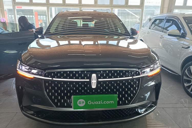 Used Lincoln Nautilus 2025 2.0T Four-Wheel Drive Luxury Edition Front