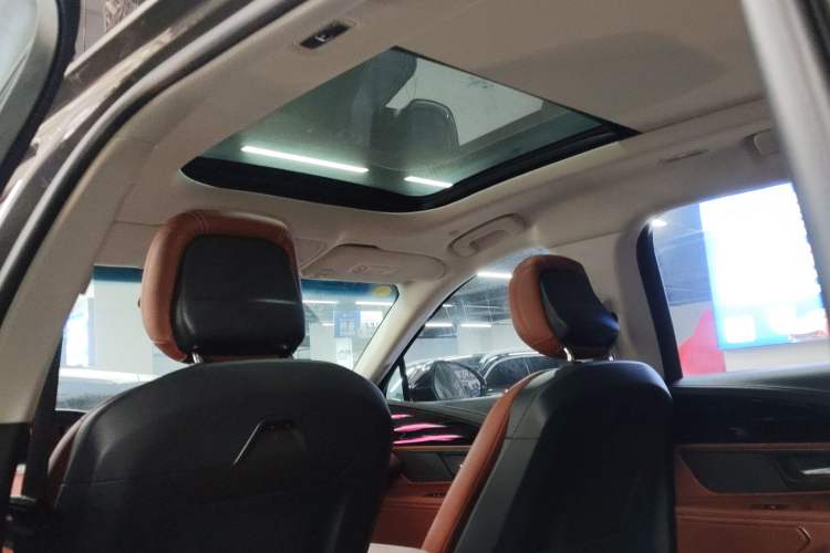 Used Lincoln Nautilus 2025 2.0T Four-Wheel Drive Luxury Edition Headliner