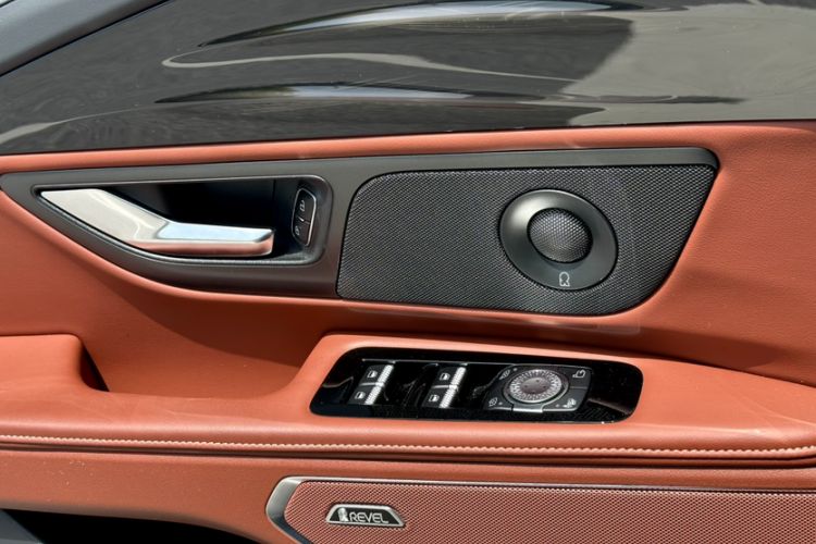 Used Lincoln Nautilus 2025 2.0T All-Wheel-Drive Zunrui Edition Interior 8
