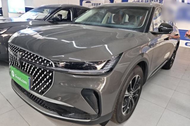 Ojetý Lincoln Nautilus 2025 2.0T Four-Wheel Drive Luxury Edition