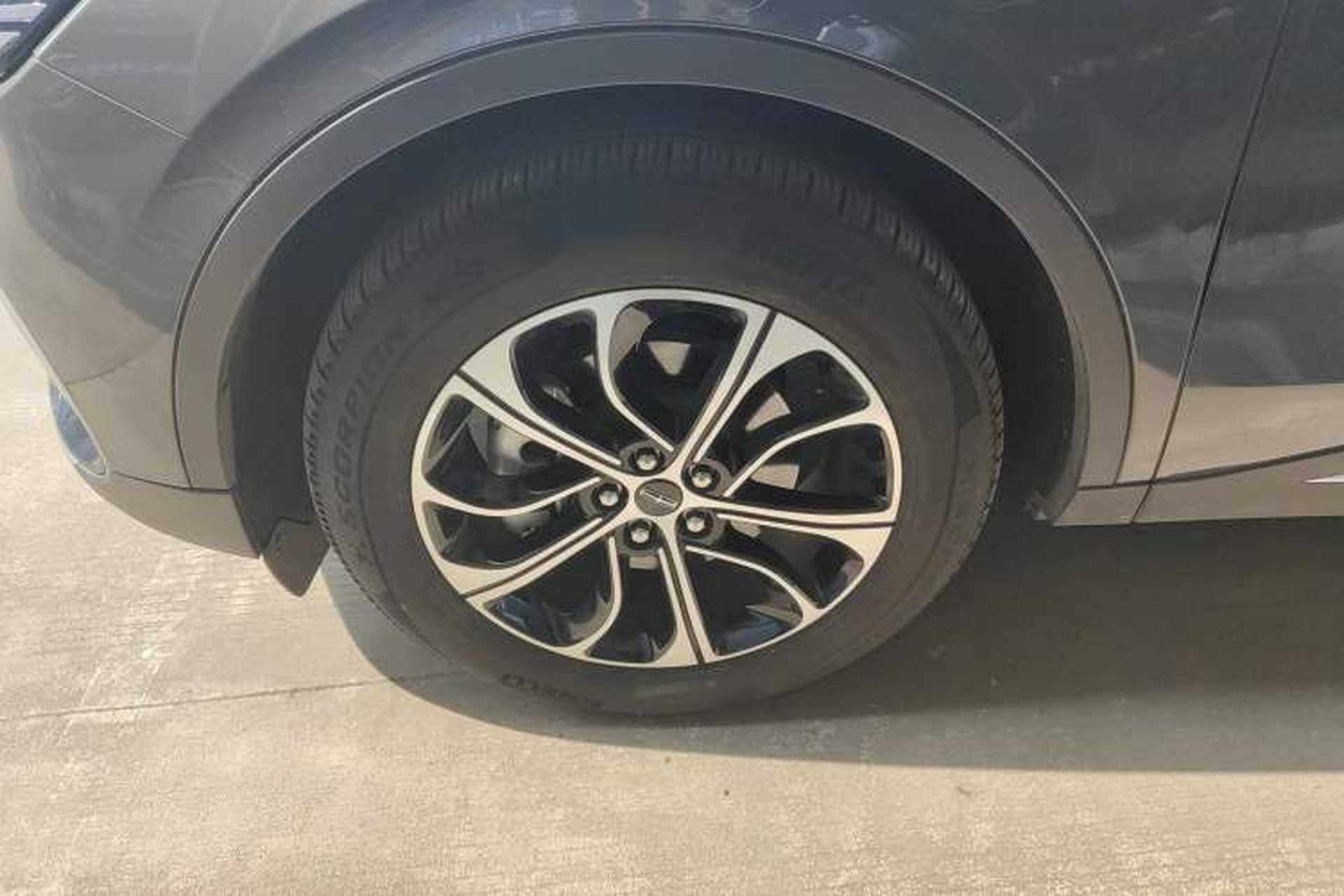 Used Lincoln Nautilus 2025 2.0T Four-Wheel Drive Luxury Edition Left Front Wheel Hub