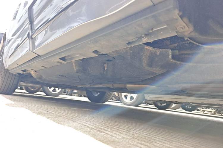 Used Lincoln Nautilus 2025 2.0T All-Wheel-Drive Zunrui Hybrid Version Left Side Sill
