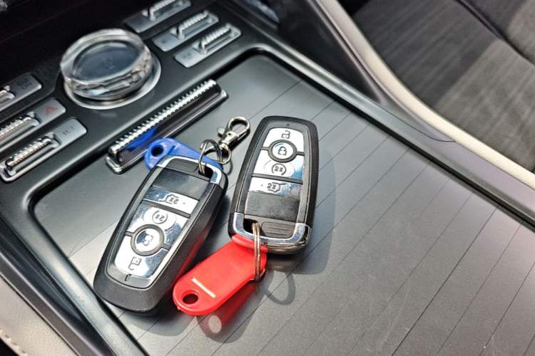 Used Lincoln Nautilus 2025 2.0T All-Wheel-Drive Zunrui Hybrid Version Vehicle Key