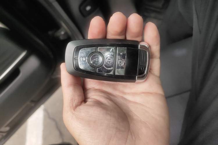 Used Lincoln Nautilus 2025 2.0T Four-Wheel Drive Luxury Edition Vehicle Key