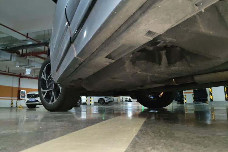 Used Lincoln Nautilus 2025 2.0T All-Wheel-Drive Zunrui Hybrid Version Chassis Rear Left