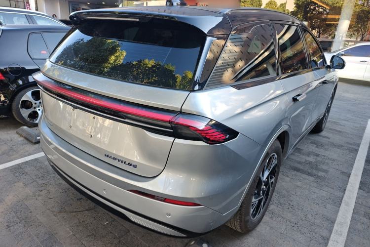 Used Lincoln Nautilus 2025 2.0T All-Wheel-Drive Zunrui Hybrid Version Exterior 5