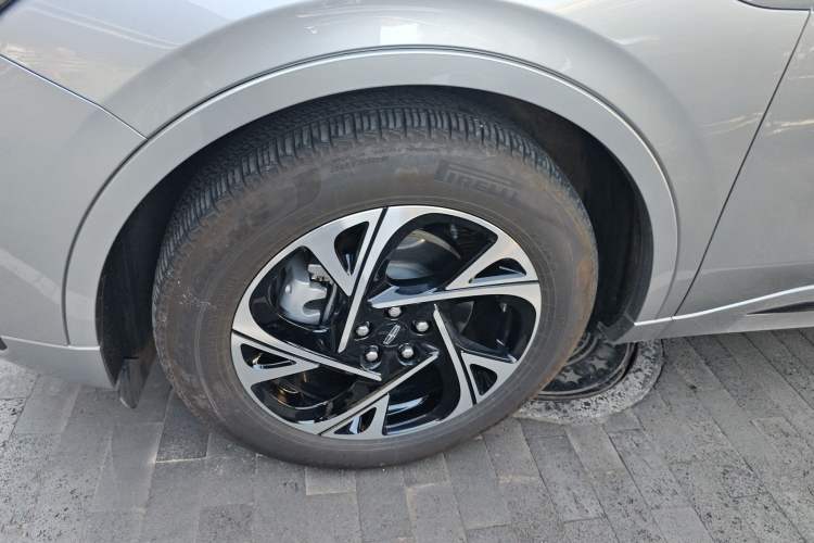 Used Lincoln Nautilus 2025 2.0T All-Wheel-Drive Zunrui Hybrid Version Exterior 7