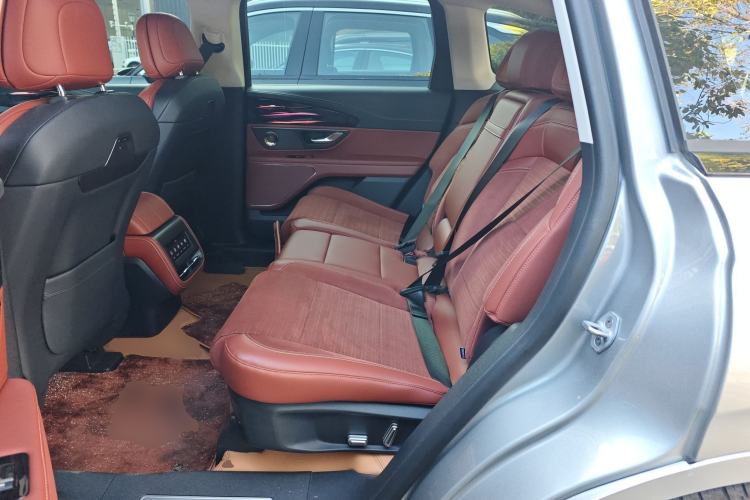 Used Lincoln Nautilus 2025 2.0T All-Wheel-Drive Zunrui Hybrid Version Interior 4