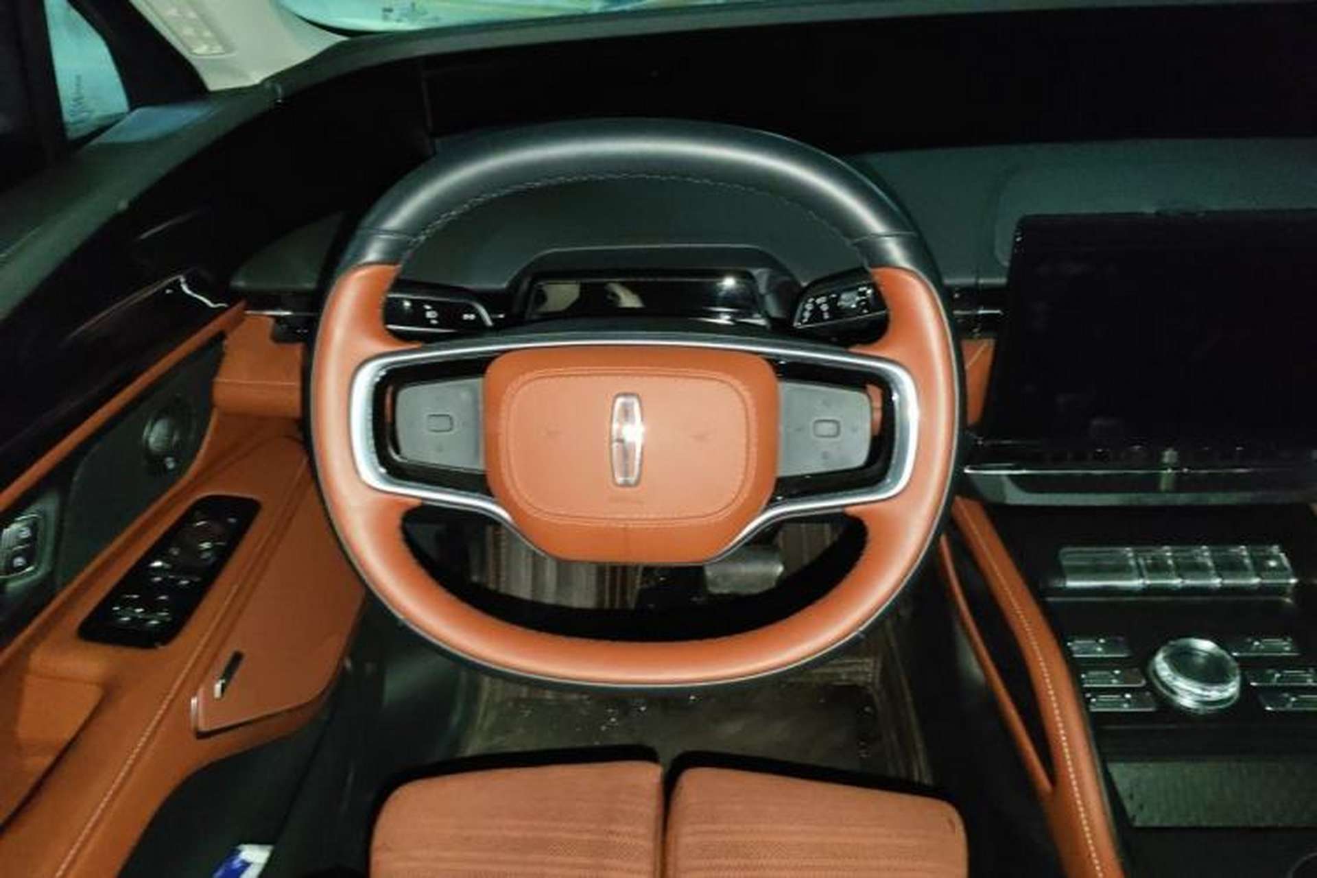 Used Lincoln Nautilus 2025 2.0T All-Wheel-Drive Zunrui Hybrid Version Steering Wheel