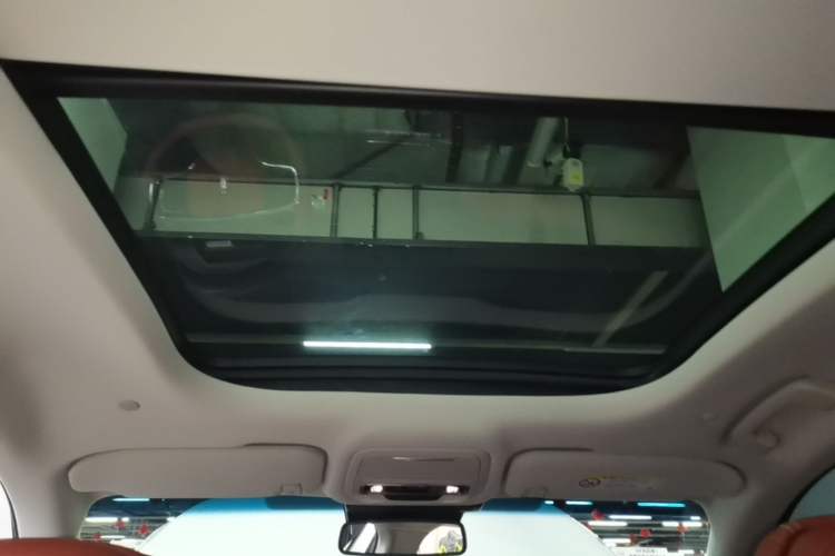Used Lincoln Nautilus 2025 2.0T All-Wheel-Drive Zunrui Edition Headliner
