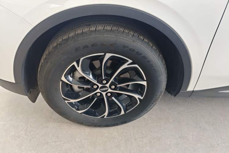 Used Lincoln Nautilus 2025 2.0T Four-Wheel Drive Luxury Edition Left Front Wheel Hub