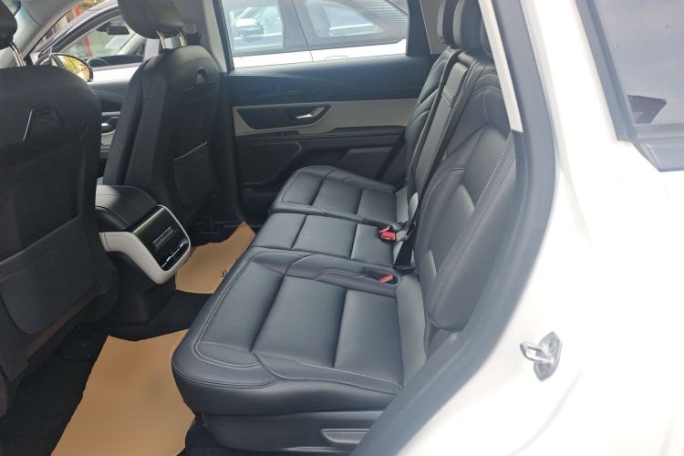 Used Lincoln Nautilus 2025 2.0T All-Wheel-Drive Luxury Hybrid Edition Left Rear Seat