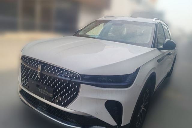 Lincoln Nautilus 2025 2.0T Four-Wheel Drive Luxury Edition usata