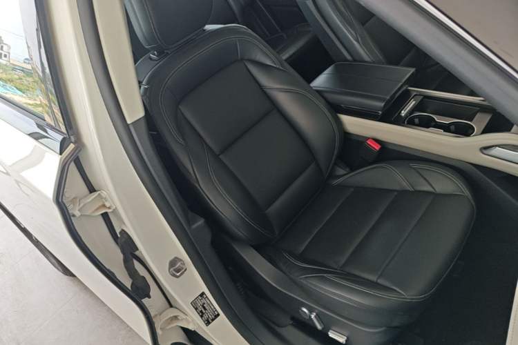Used Lincoln Nautilus 2025 2.0T Four-Wheel Drive Luxury Edition Right Front Seat