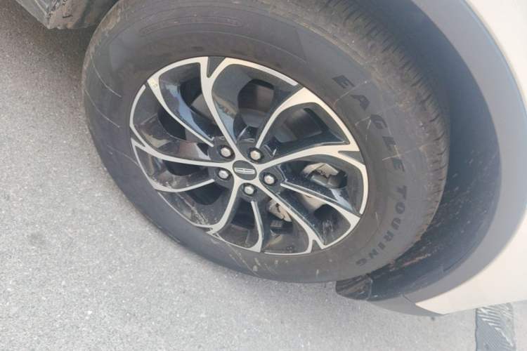 Used Lincoln Nautilus 2025 2.0T Four-Wheel Drive Luxury Edition Right Front Wheel Hub