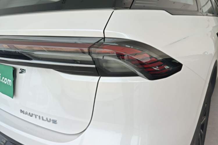 Used Lincoln Nautilus 2025 2.0T Four-Wheel Drive Luxury Edition Right Rear Taillight